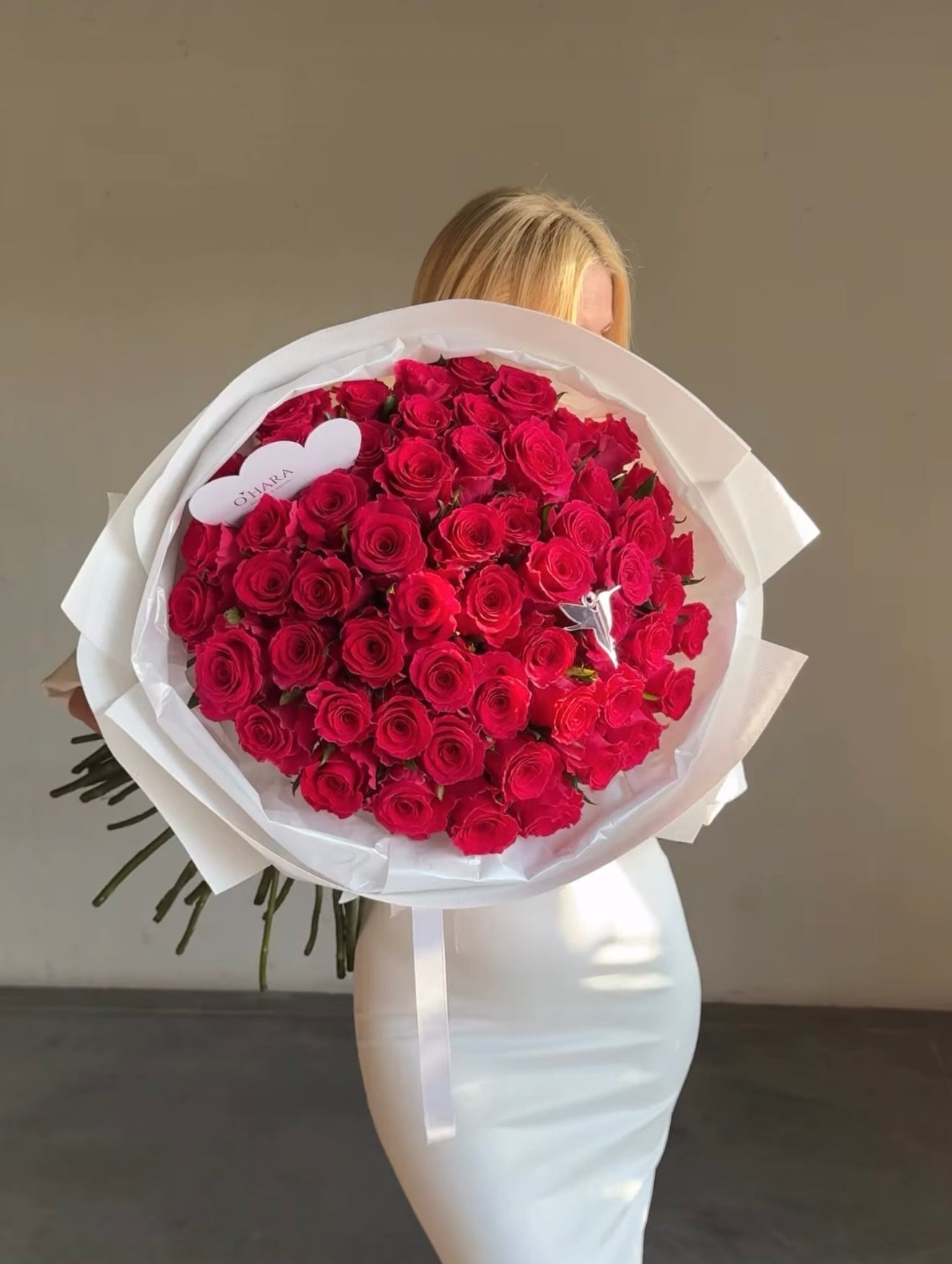 
                  
                    Красная любовь
                  
                