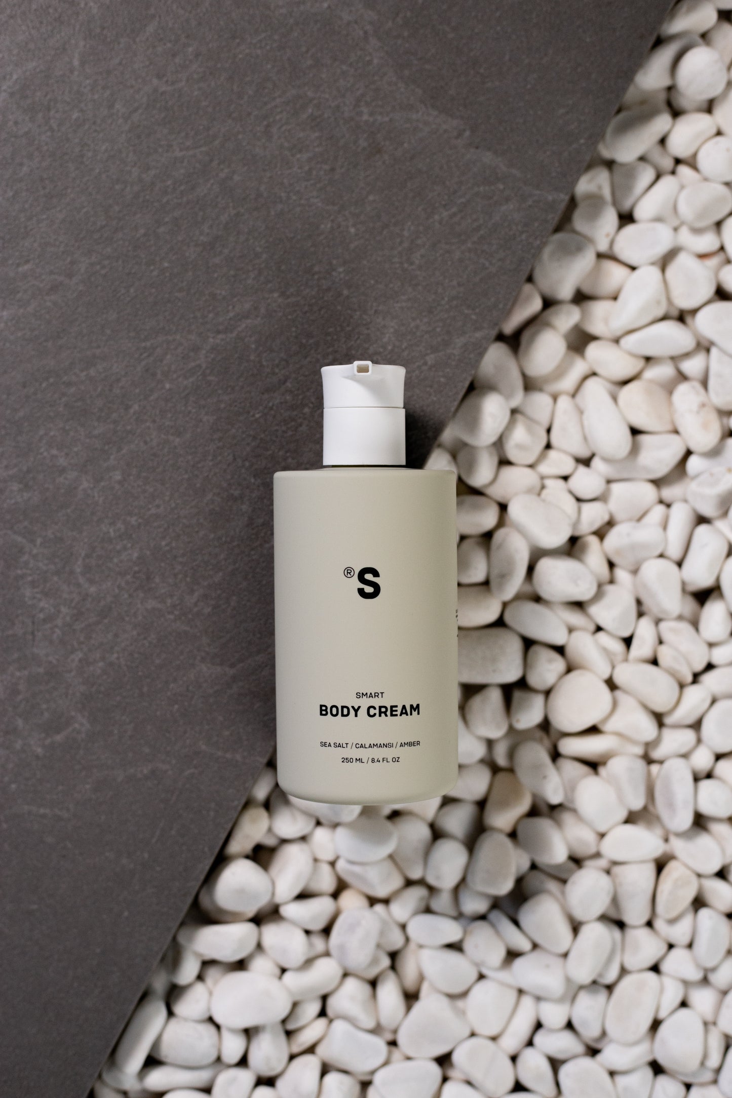
                  
                    Smart body cream 250ml
                  
                