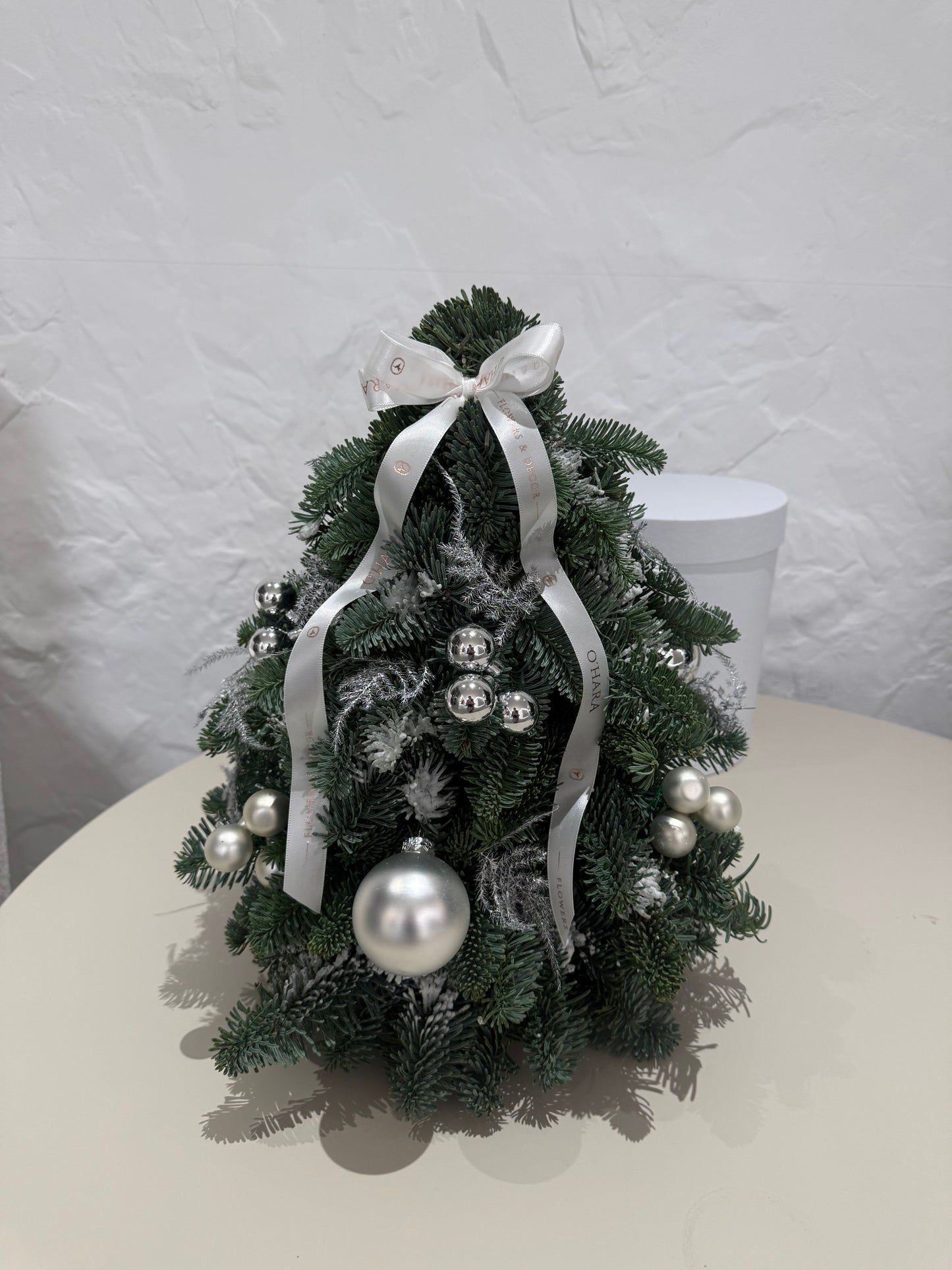 
                  
                    Праздничный сезон
                  
                